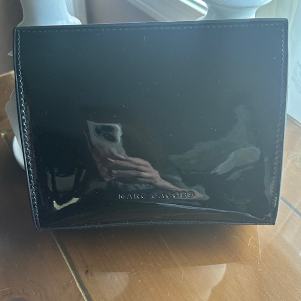 NWT Marc Jabobs Black Patent Makeup Bag Classy Marc Jacobs Black Patent